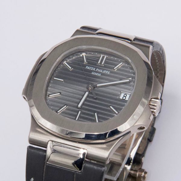 Patek Philippe Nautilus 5711G-001